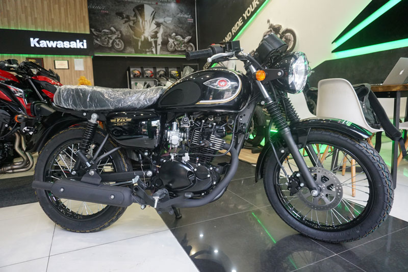 Xe côn tay Kawasaki W175 2023 đầu tiên về Việt Nam giá 73 triệu đồng