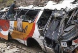Tai nạn lật xe thảm khốc, ít nhất 11 người thiệt mạng