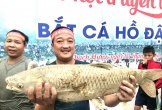 Hà Tĩnh: Hàng nghìn người đổ về hồ Đập Lổ tham gia lễ hội bắt cá