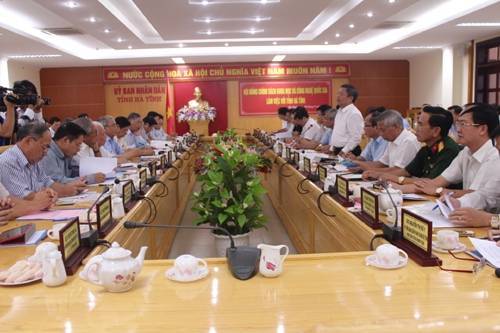 Võ Kim Cự- Bí thư tỉnh ủy, Chủ tịch HĐND tỉnh Hà Tĩnh báo cáo tại buổi làm việc.
