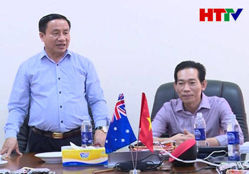 Chủ tịch UBND tỉnh thông tin với lãnh đạo Tập đoàn Việt Úc về tiềm năng, lợi thế của địa phương và một số chính sách thu hút đầu tư của tỉnh...