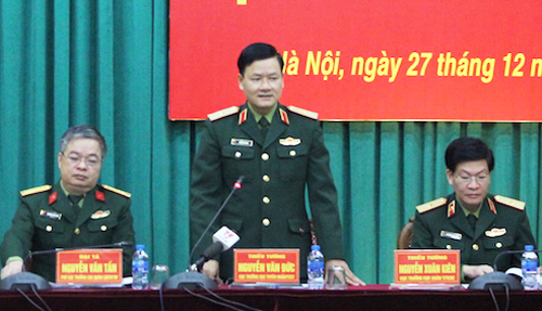 Thiếu tướng Nguyễn Văn Đức, Cục trưởng Tuyên huấn chủ trì họp báo quý 4 của Bộ Quốc phòng. Ảnh: HT