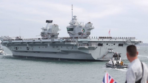 Tàu sân bay HMS Queen Elizabeth của Hải quân Anh (Ảnh: Evening Standard)