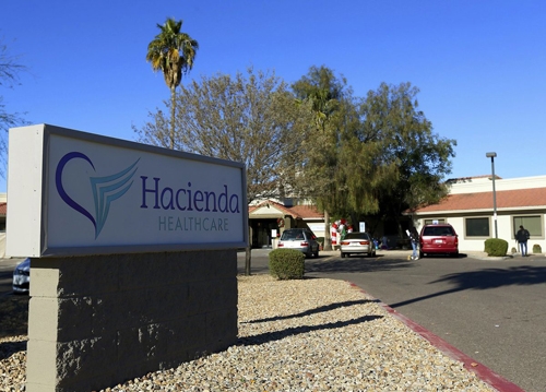 Trung tâm điều dưỡng Hacienda HealthCare ở thành phố Phoenix, bang Arizona. Ảnh: AP.