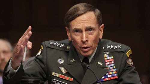 Cựu giám đốc Cơ quan tình báo trung ương Mỹ (CIA) David Petraeus (Ảnh: Reuters)