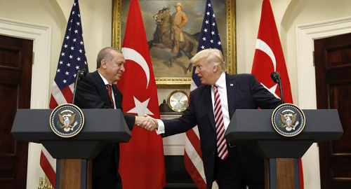 Tổng thống Thổ Nhĩ Kỳ Recep Tayyip Erdogan và Tổng thống Mỹ Donald Trump (Ảnh: Reuters)