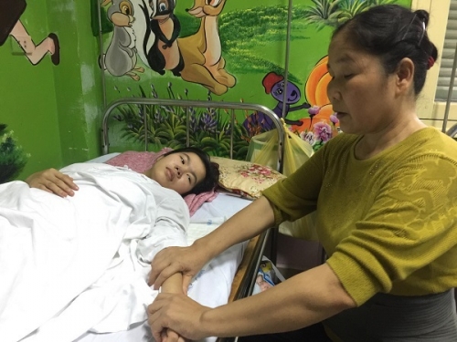 Cô Bình cùng con gái đều mang bệnh trong người, hoàn cảnh hết sức khó khăn