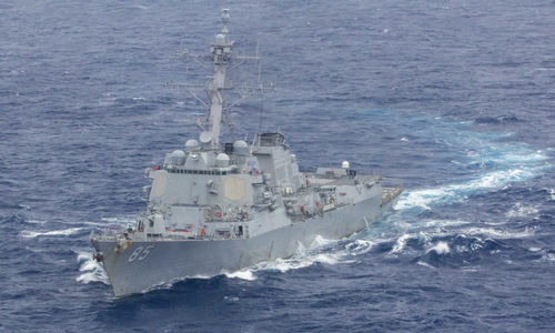 Tàu khu trục USS McCampbell trên đường tới eo biển Đài Loan. Ảnh: US Navy.