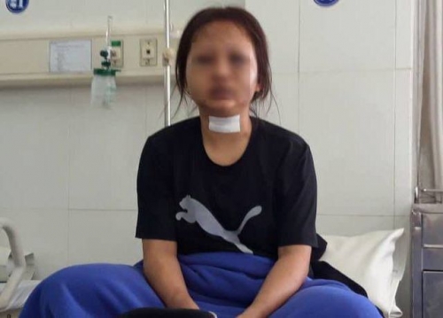 Nữ nhân viên N.Q điều trị tại bệnh viện sau khi thoát khỏi tay của Thái và Cường