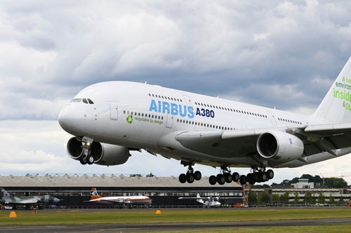 Hãng Airbus sẽ ngưng sản xuất máy bay A380 vào năm 2021. Ảnh: BUSINESS LEADER