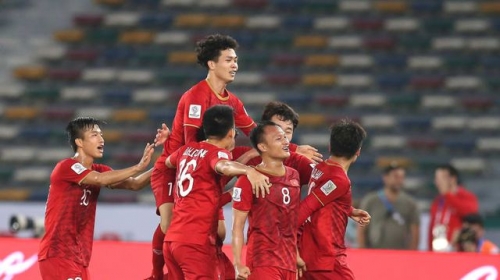 Hy vọng rằng thành công của các đội tuyển trong năm cũ sẽ giúp cho bóng đá Việt Nam thay đổi trong năm mới