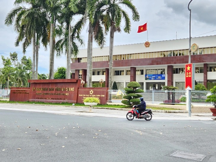 Thủ tướng: Công khai, thanh tra việc sử dụng trụ sở sau sắp xếp tổ chức bộ máy