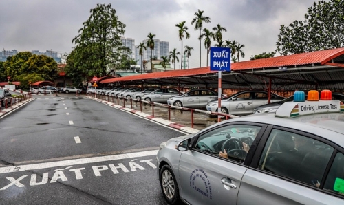 Bộ Công an đề xuất bỏ bài thi mô phỏng trong sát hạch giấy phép lái xe ô tô