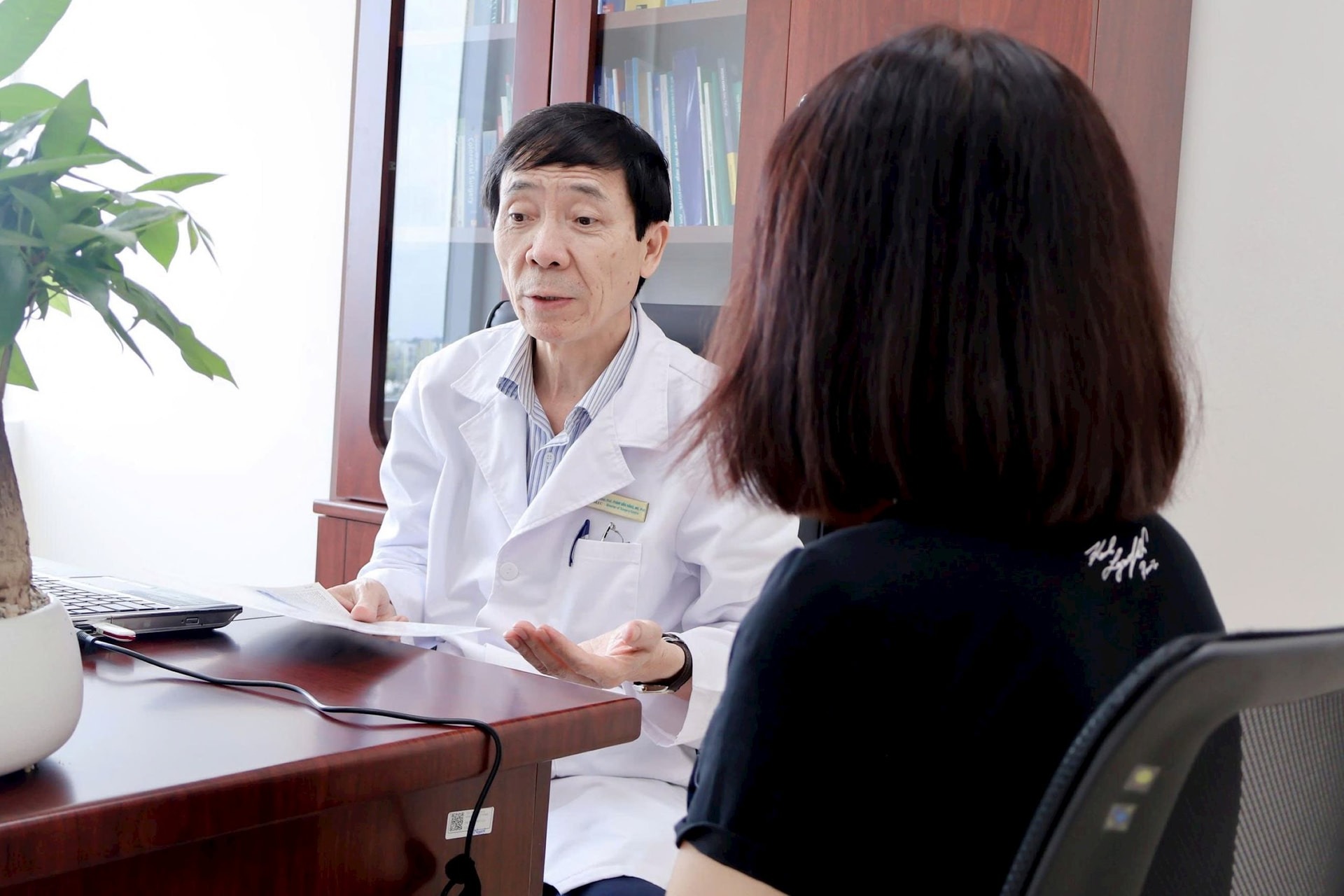 Khoảng trống miền Tây và hành trình về quê của “bàn tay vàng ngoại tiêu hóa”