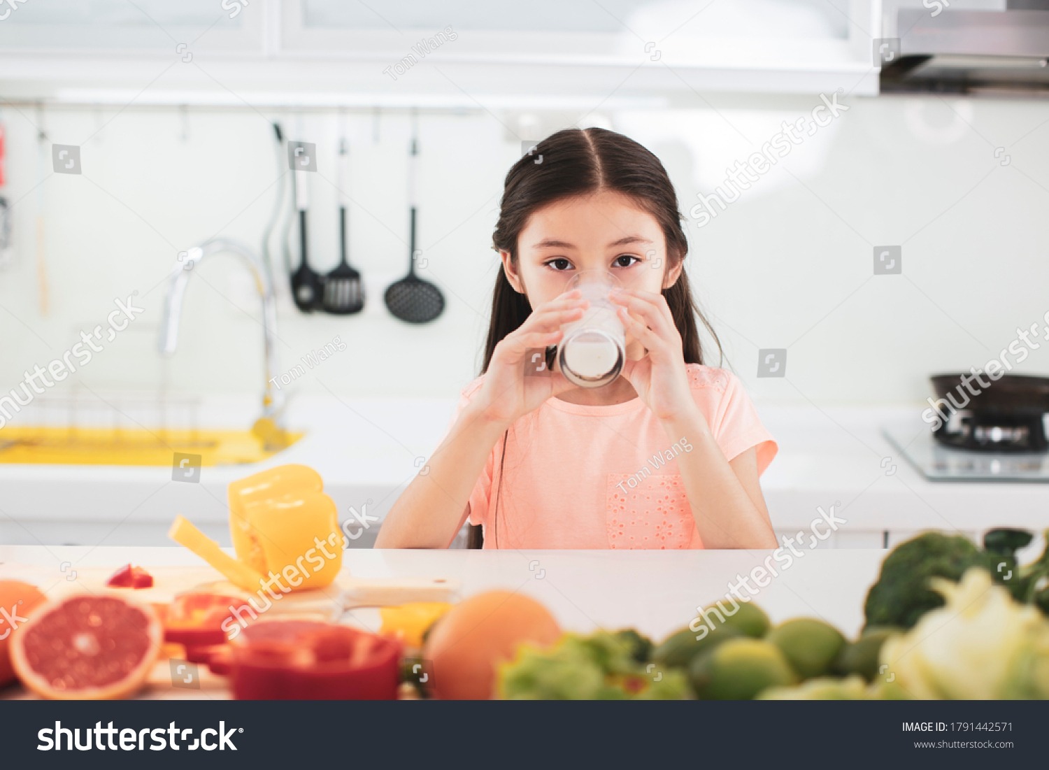 Trẻ biếng ăn: Dùng Vinamilk Probi Cam hằng ngày có hỗ trợ con ăn ngon?