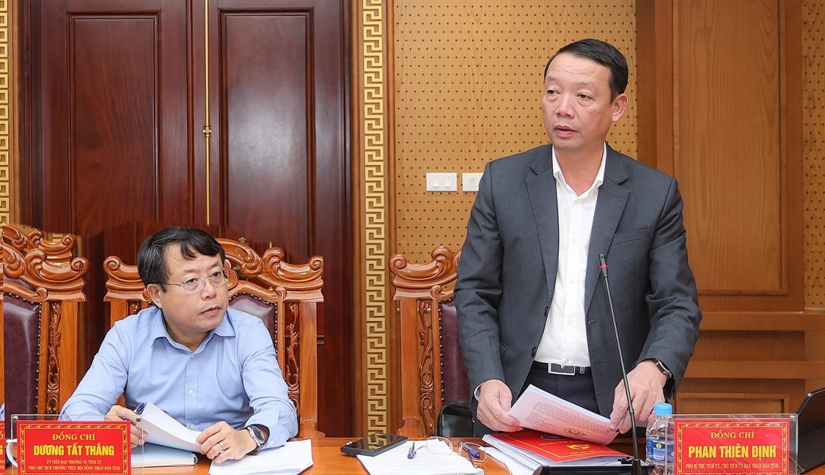 Hà Tĩnh: Đăng ký công trình, phần việc thi đua mừng Đại hội XIV của Đảng