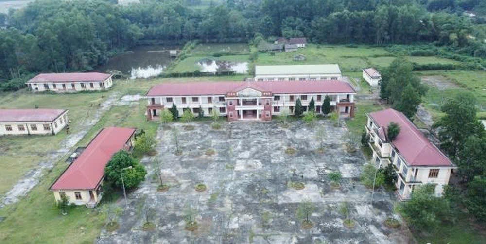 Hà Tĩnh: Xây trường rồi bỏ hoang, gây lãng phí