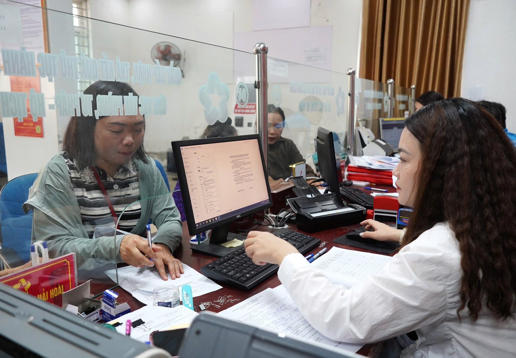 Hà Tĩnh đẩy mạnh cắt giảm, đơn giản hóa thủ tục hành chính