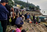 Người dân phát hiện và làm nghi lễ chôn cất xác cá voi trôi dạt vào bờ