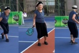 Cụ bà U100 ở Hà Tĩnh lăn xả trên sân chơi pickleball