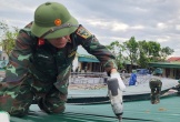 Nghệ An, Hà Tĩnh huy động công an, bộ đội dựng lại trường lớp sau bão