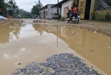Hà Tĩnh: Người dân “khổ sở” khi đi lại trên đường ĐH 90
