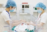 Gần 40 ngày nỗ lực hồi sinh sự sống bé trai sinh non chỉ nặng hơn 1kg tại Vinmec Phú Quốc