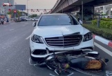 Nữ tài xế lái Mercedes tông 10 xe máy đang chờ đèn đỏ