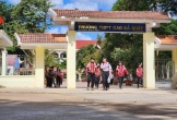 Làm rõ vụ nhiều học sinh lớp 12 tại 1 trường 