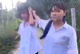 Đuổi học 1 tuần 2 nữ sinh đánh và làm nhục bạn học cùng trường