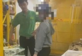 Cho thôi việc nữ hiệu trưởng lấy cắp đồ ở Bách hóa Xanh