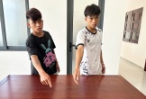 Vào ký túc xá gọi 9 học sinh đang ngủ ra ngoài rồi đánh đập, cướp tài sản