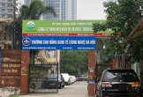 Hàng trăm sinh viên học hệ từ xa bị dừng vô thời hạn, hiệu trưởng và hiệu phó xin nghỉ việc