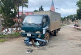 Xe máy va chạm xe tải, 2 người thương vong ở Lâm Đồng