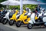 Gen Z chuộng đi học không khói xăng với xe máy điện VinFast