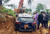 Ô tô chở 4 người bị nước cuốn trôi sau khi vượt rào cảnh báo đã được tìm thấy