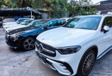 Xe sang đại hạ giá, khách vẫn dè dặt xuống tiền