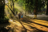 Nắng nóng gay gắt khắp miền Bắc và Trung Bộ