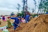 Hà Tĩnh: ‘Căng mình’ ứng phó bão số 10