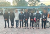Công an ngăn nhóm thanh thiếu niên nẹt pô, mang theo hung khí