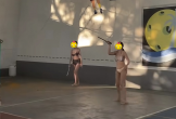 Xôn xao clip 2 cô gái mặc bikini đánh pickleball giữa ngày nắng nóng: Phản ứng của người xem trái ngược